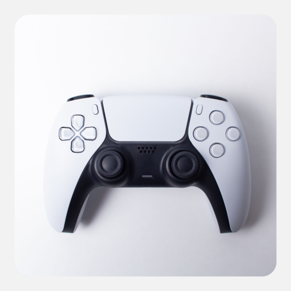 wireless gaming controller with dual analog sticks & vibration